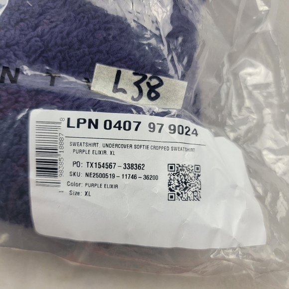 NWT Savage X Fenty Undercover Softie Plush Teddy Cropped Sweatshirt sz XL - Picture 7 of 7